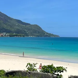 Panorama Guesthouse Apartments Beau Vallon Beach Апартаменты Бо-Валлон